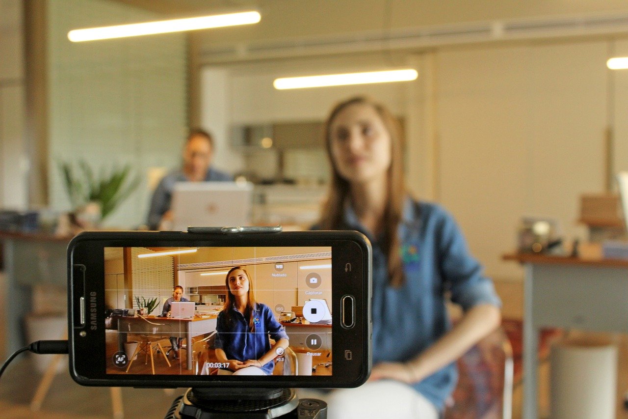 Tips to Create Successful Talking Head Videos